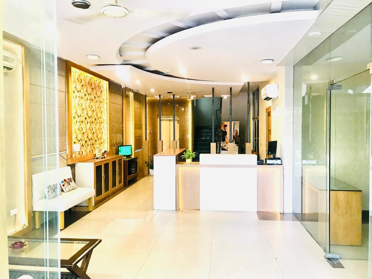 Hotel Tulip Palm Džajpur Exteriér fotografie